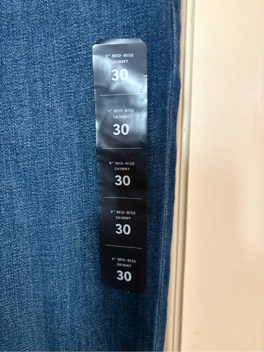 Crew 9’ Mid Rise  Skinny Jeans Size 30 Dark Blue Wash New - Picture 6 of 10